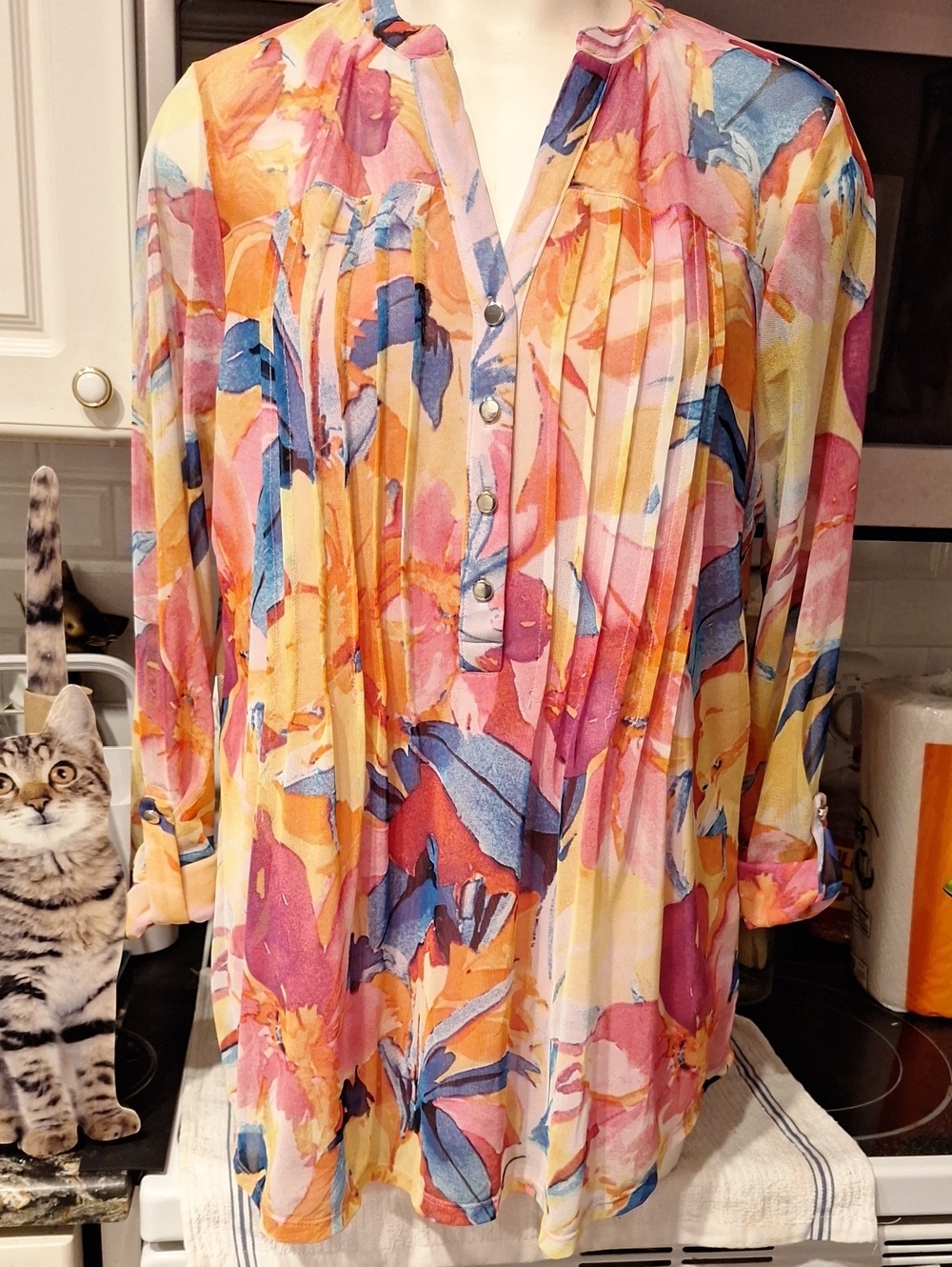 r Women's Floral Watercolor Pleated Blouse Lined 1X